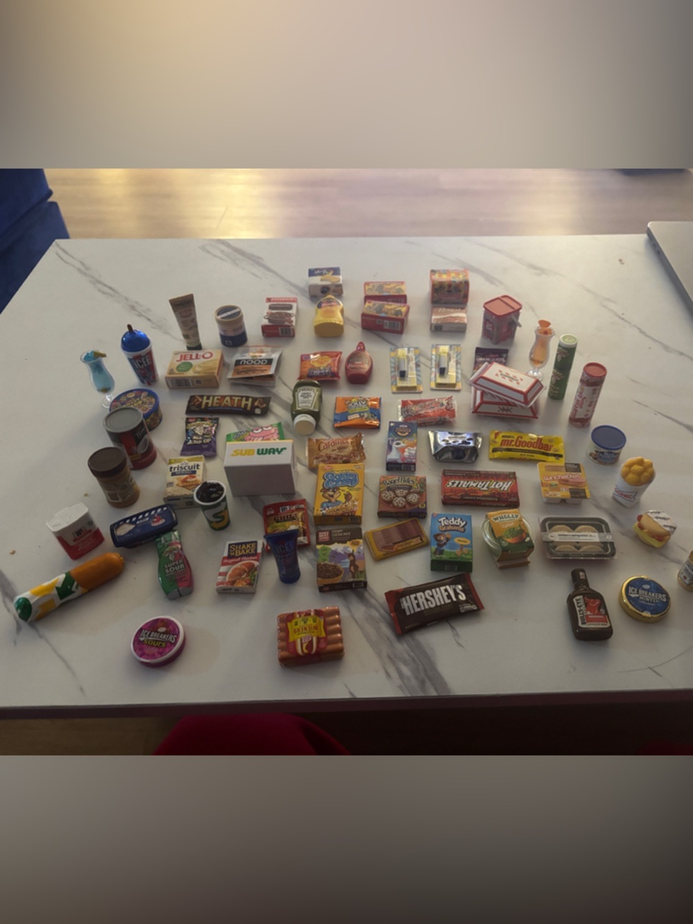 5 surprise zuru mini brands  Grocery & Candy Lot